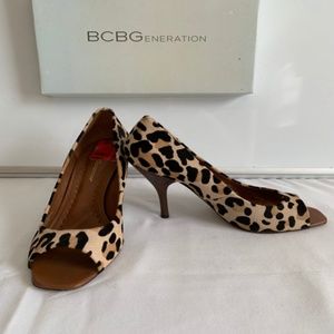 BCBG  Leopard Pony Heel Size 7 1/2